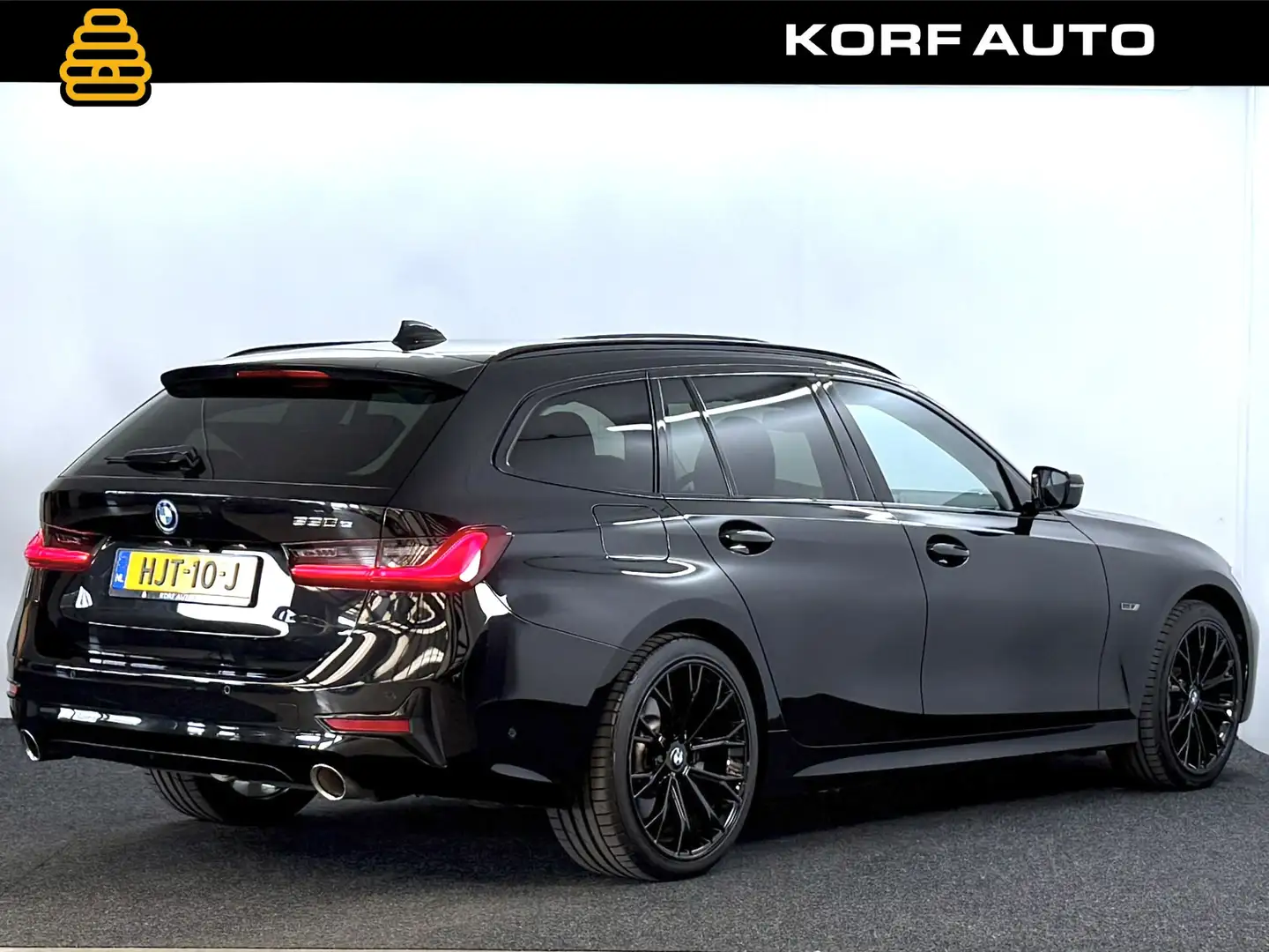 BMW 330 3-serie Touring 330e Sport-line / Pano / Leder / C Noir - 2