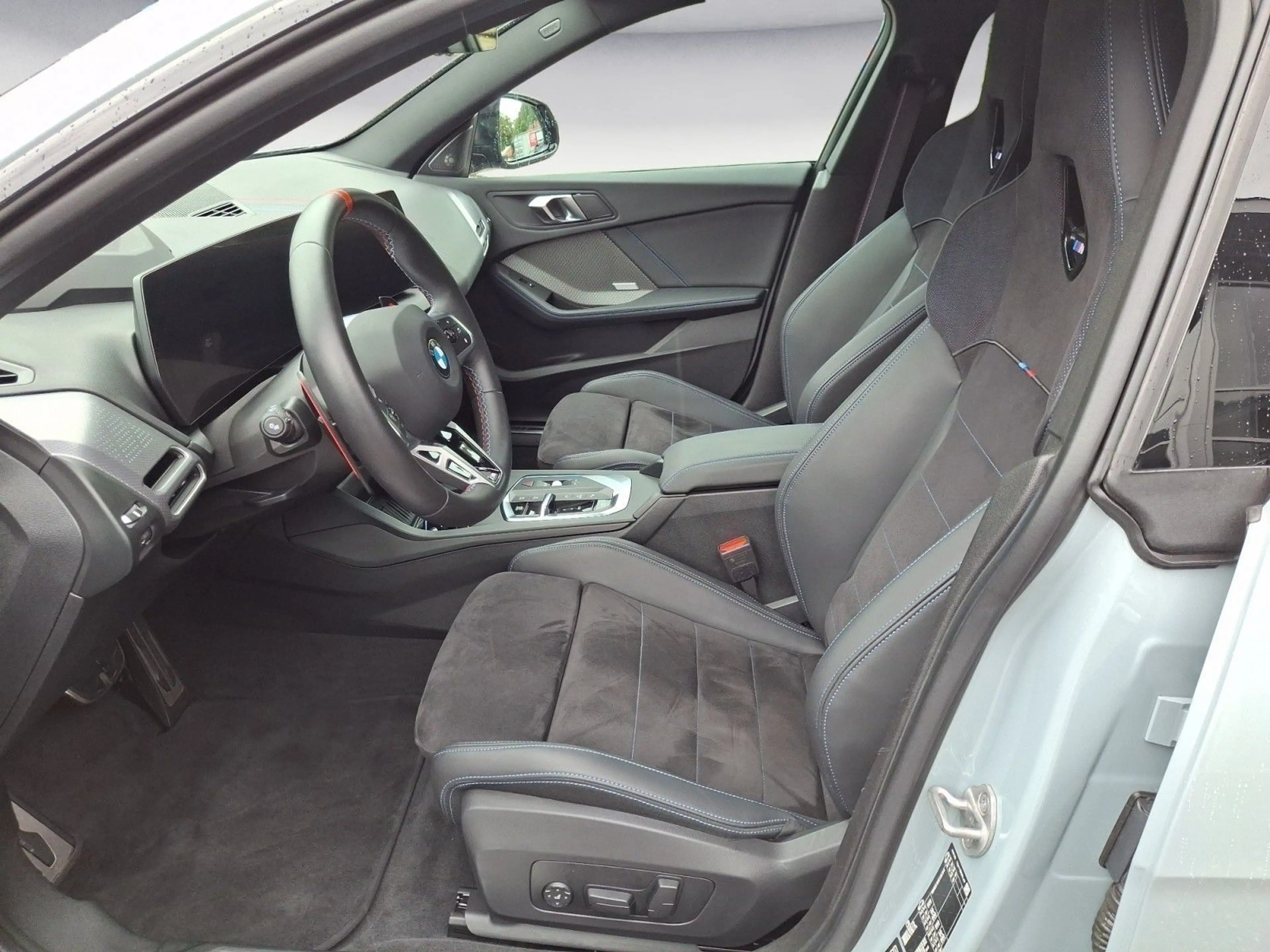 BMW 235 xDrive Gran Coupé — photo 8