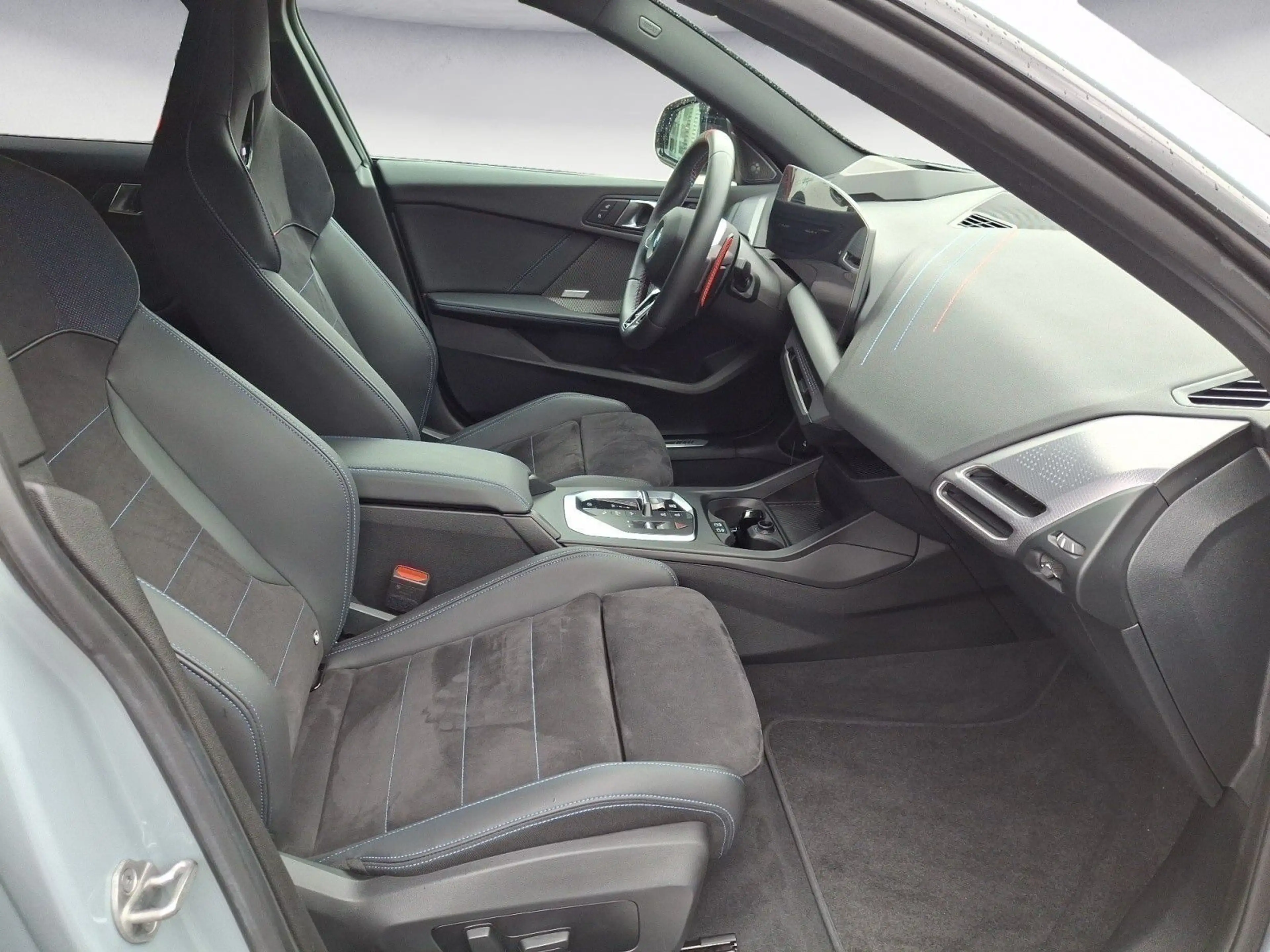 BMW 235 xDrive Gran Coupé — photo 9