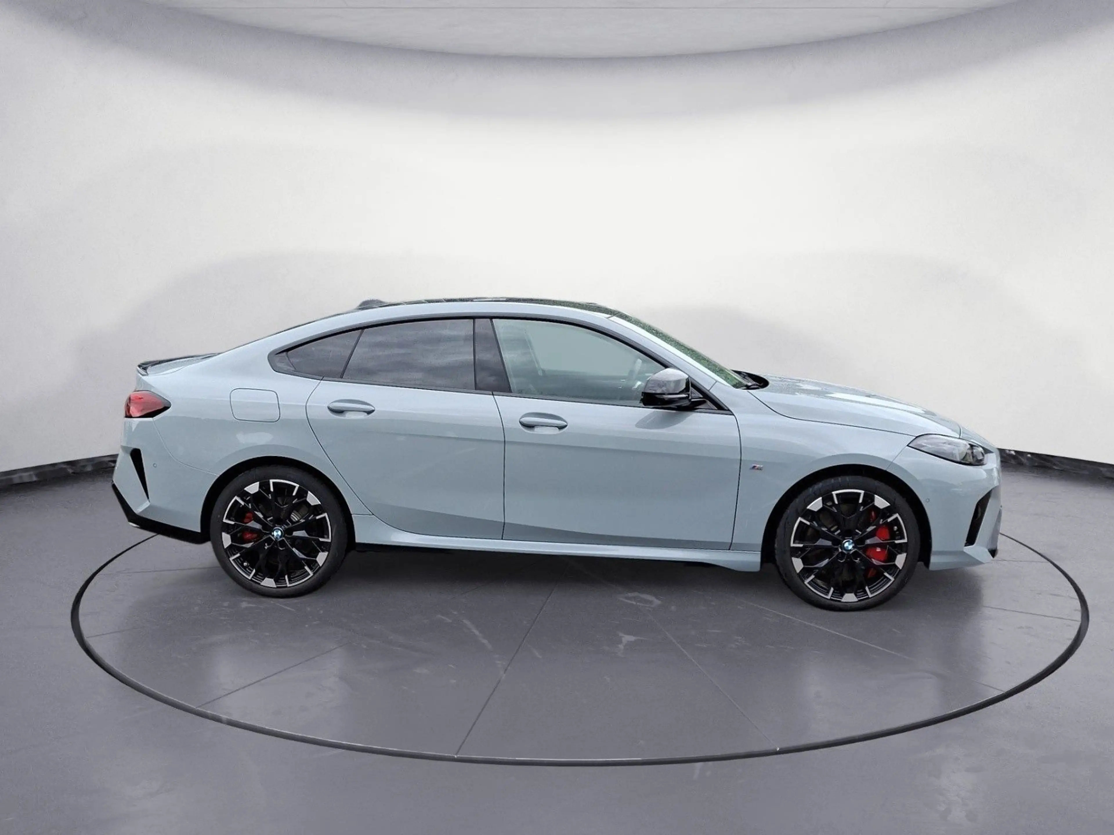 BMW 235 xDrive Gran Coupé — photo 6