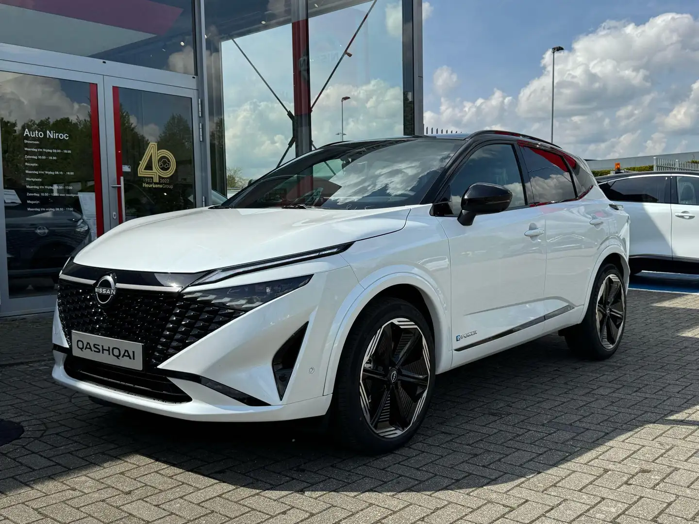 Nissan Qashqai e-Power 190 N-Design | AUTOMAAT | TWO-TONE | PANOR Blanc - 2
