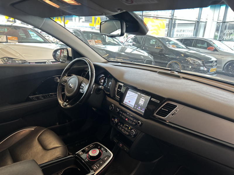 Kia e-Niro ExecutiveLine 64 kWh Vol Elektrisch | Adaptieve cr — photo 2