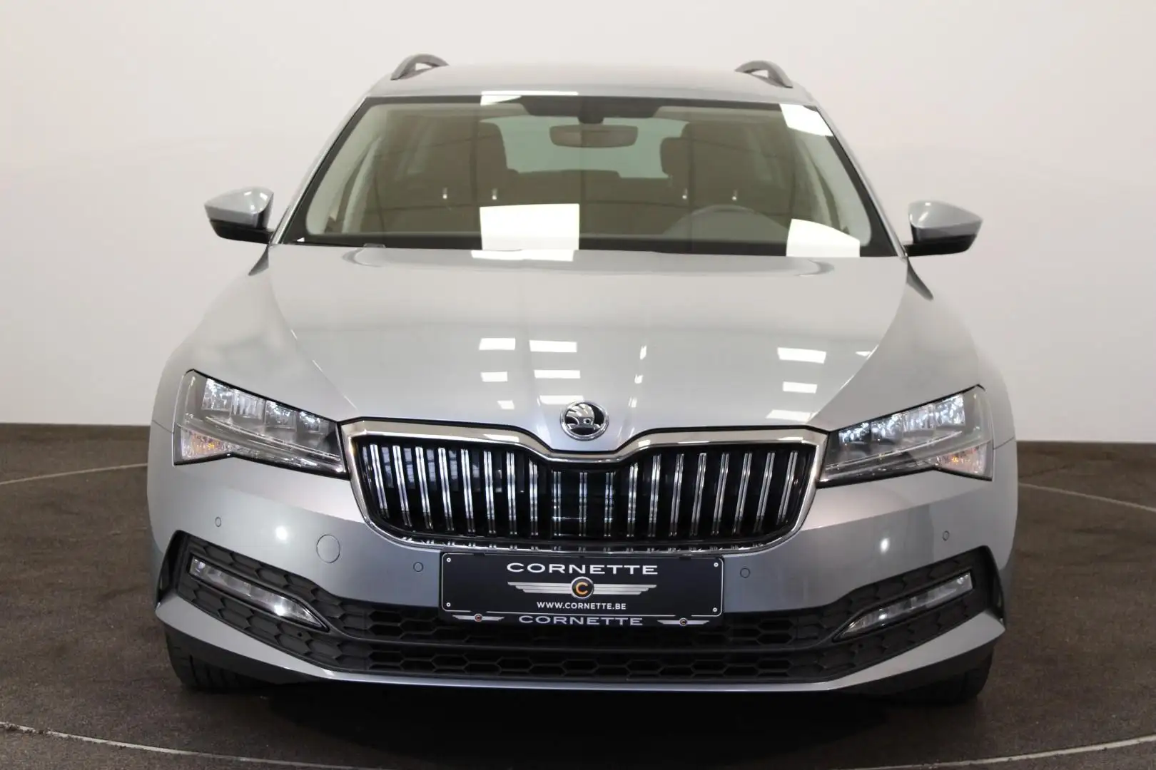 Skoda Superb 1.5 TSI Ambition DSG DAB Camera Zetelverw. LED Gris - 2