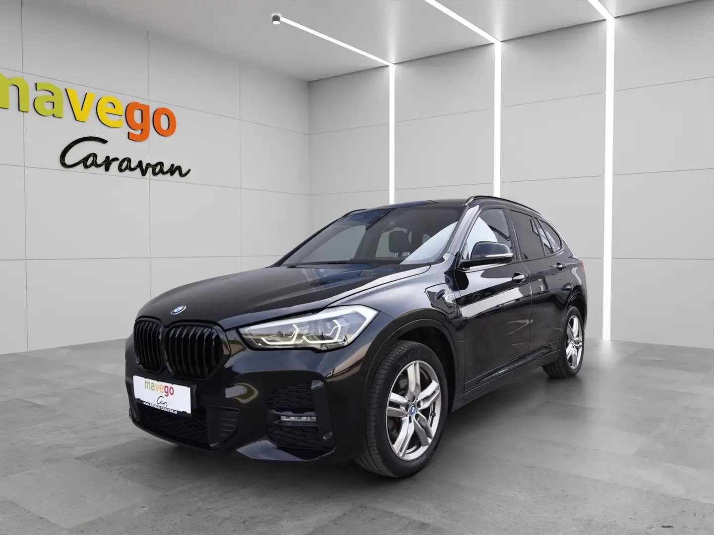 BMW X1 xDrive25e M Sport Aut. **ERSTBESITZ*GARANTIE** Schwarz - 1