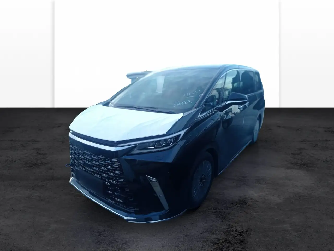 Lexus LM 350H AWD LUXURY 7 SEAT MY26 T1 STOCK 6
