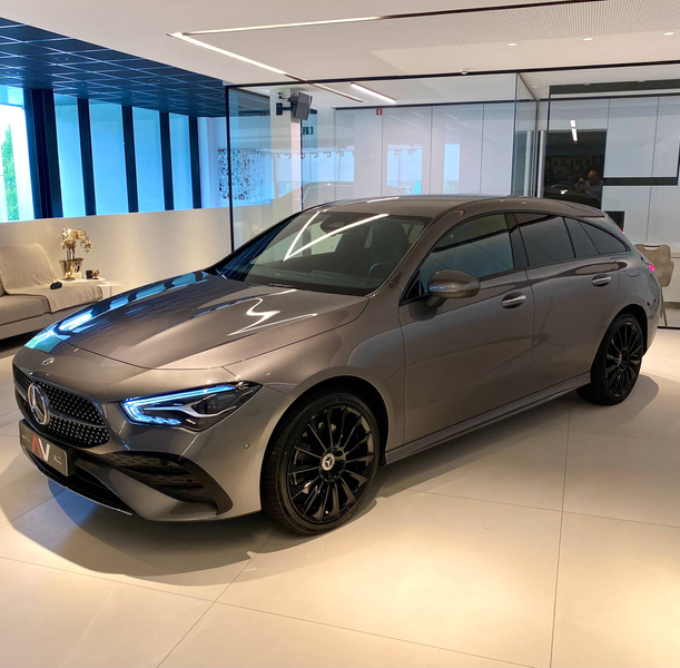 Mercedes-Benz CLA 250 e 8G Plug-in ShootingBreak AMG & NIGHT 19"/Dodehoek/Ambiente/KeyLess/Trekhaak