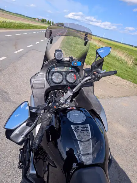 Honda Varadero - foto 2