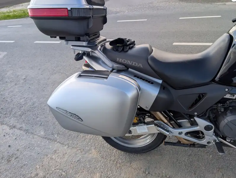 Honda Varadero - foto 3