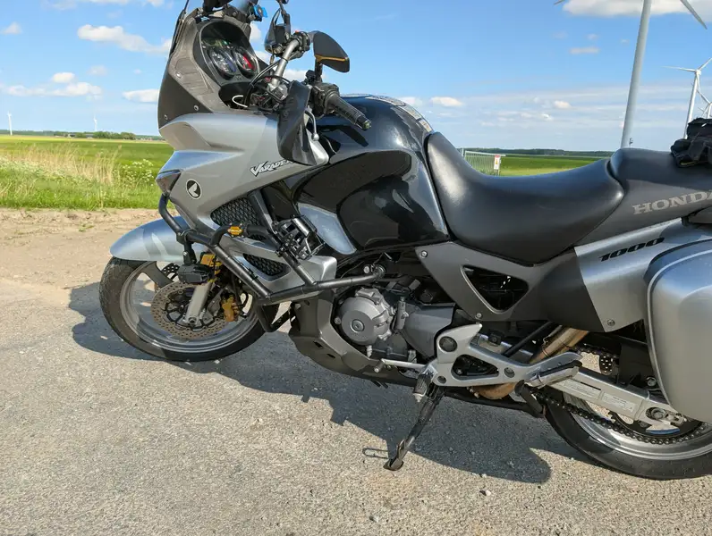 Honda Varadero - foto 8