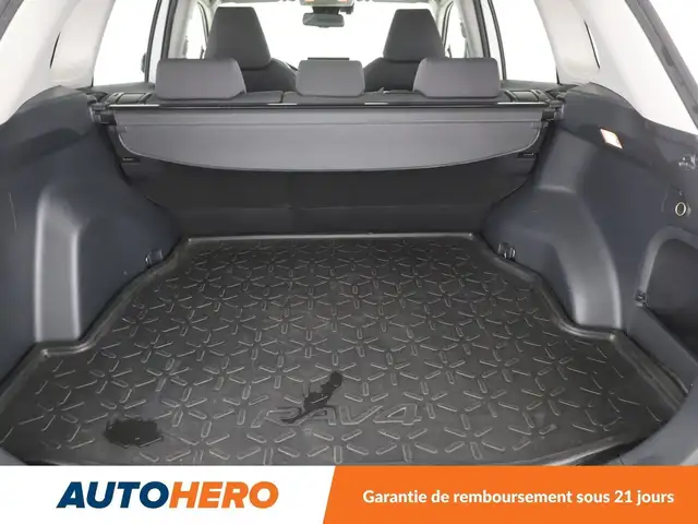Toyota RAV4 view 17