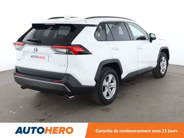 Toyota RAV4 view 6