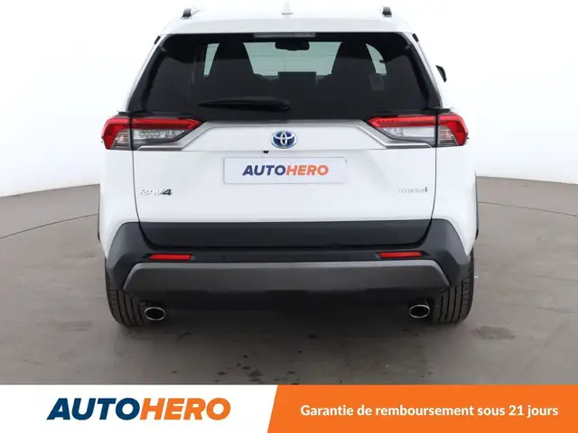 Toyota RAV4 view 5