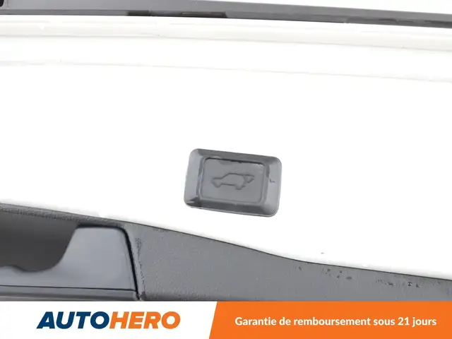 Toyota RAV4 view 19