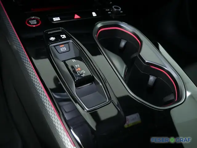 Audi A6 view 7