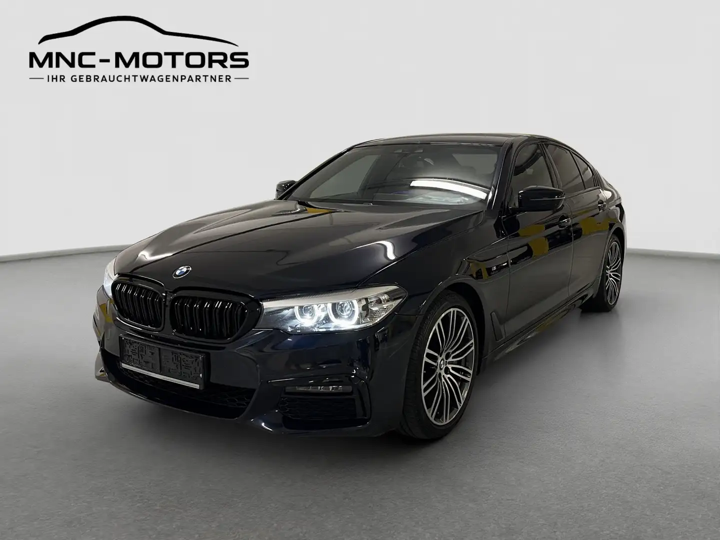 BMW 530 530d M-Paket Sport | Memory | H&K | CockpitConnect Schwarz - 1