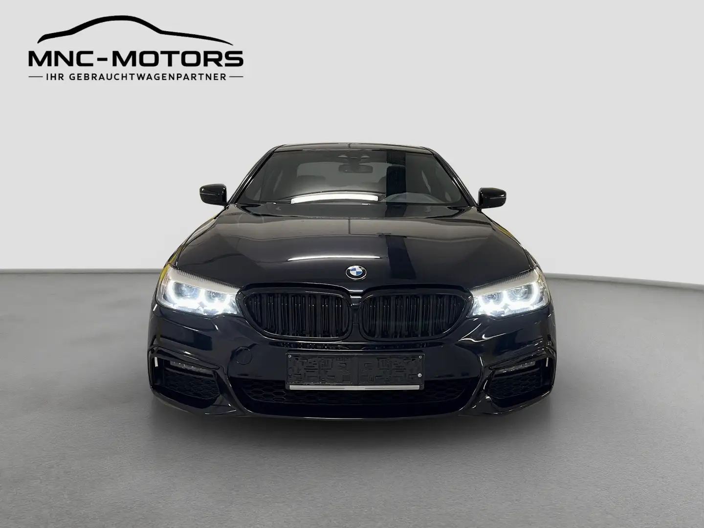 BMW 530 530d M-Paket Sport | Memory | H&K | CockpitConnect Schwarz - 2