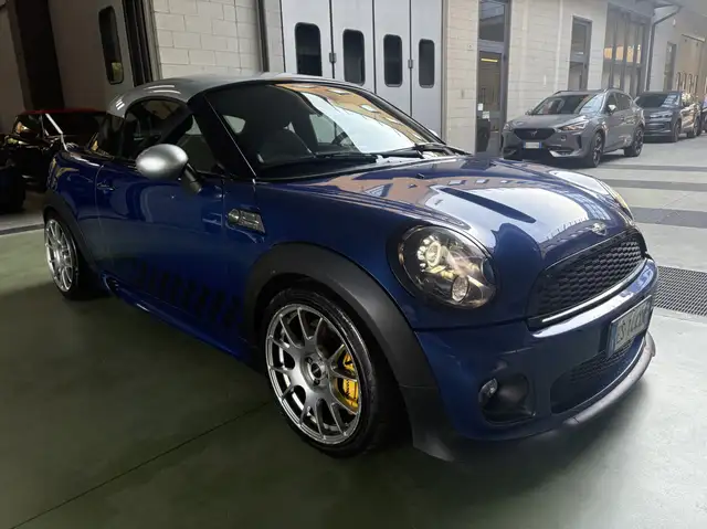 MINI Cooper Coupe 1.6 Allestimento John Cooper Works.