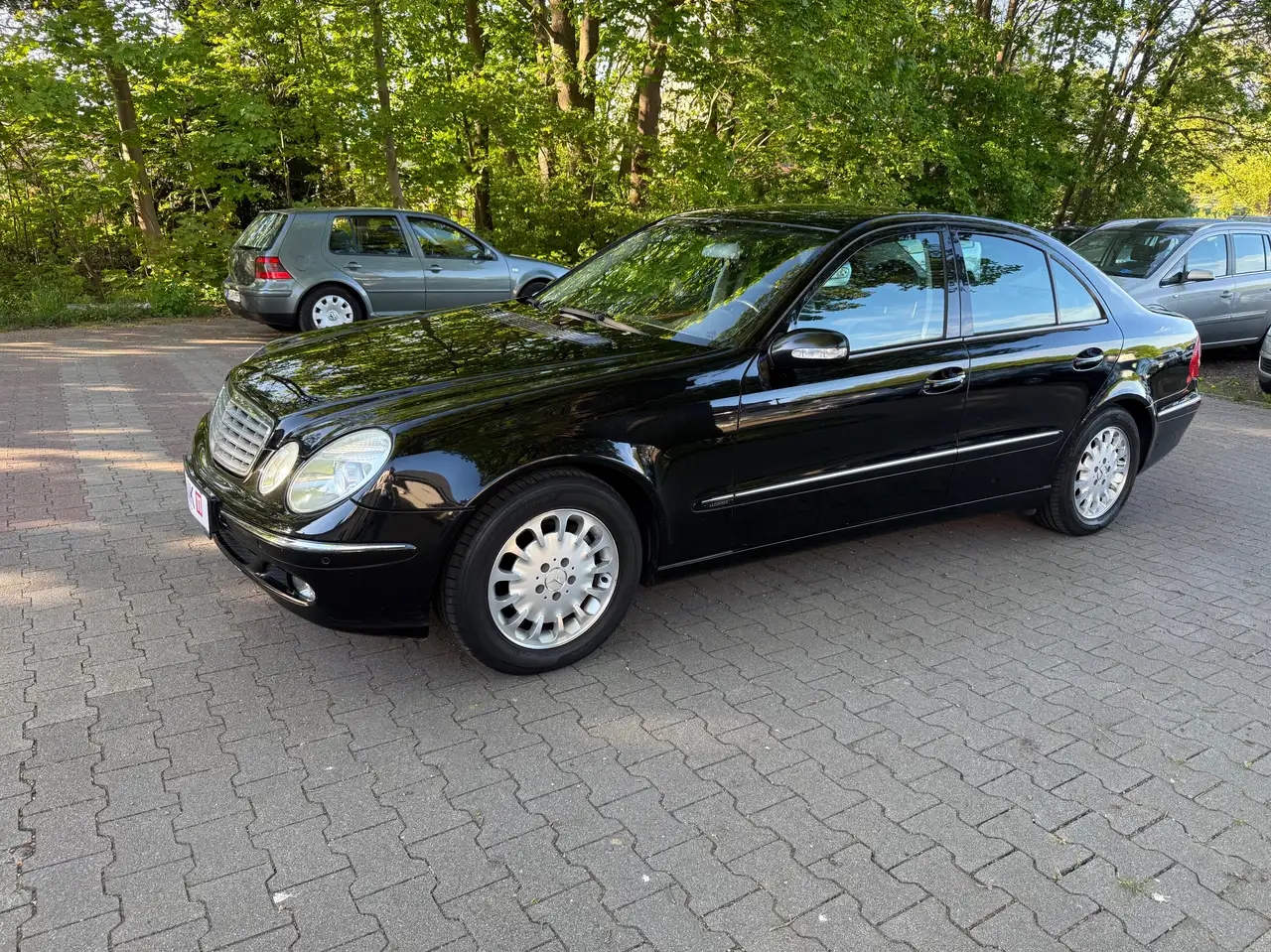 Mercedes-Benz E 240