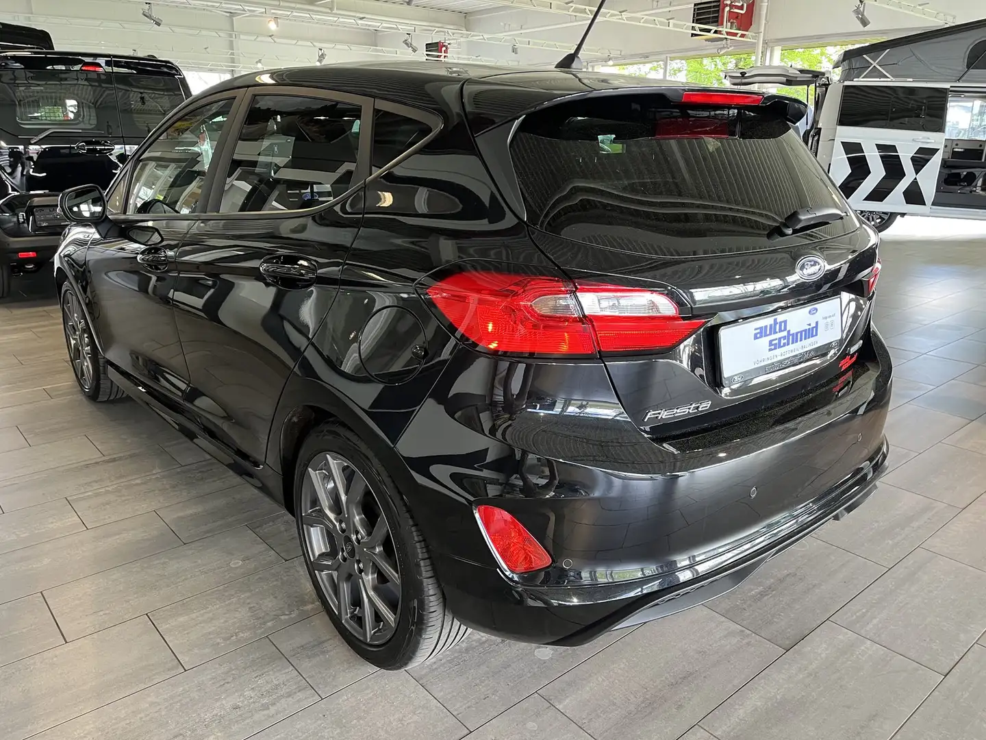 Ford Fiesta Fiesta ST-Line LED + Winterpaket Zwart - 2