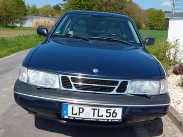 Saab 900 2.3i S