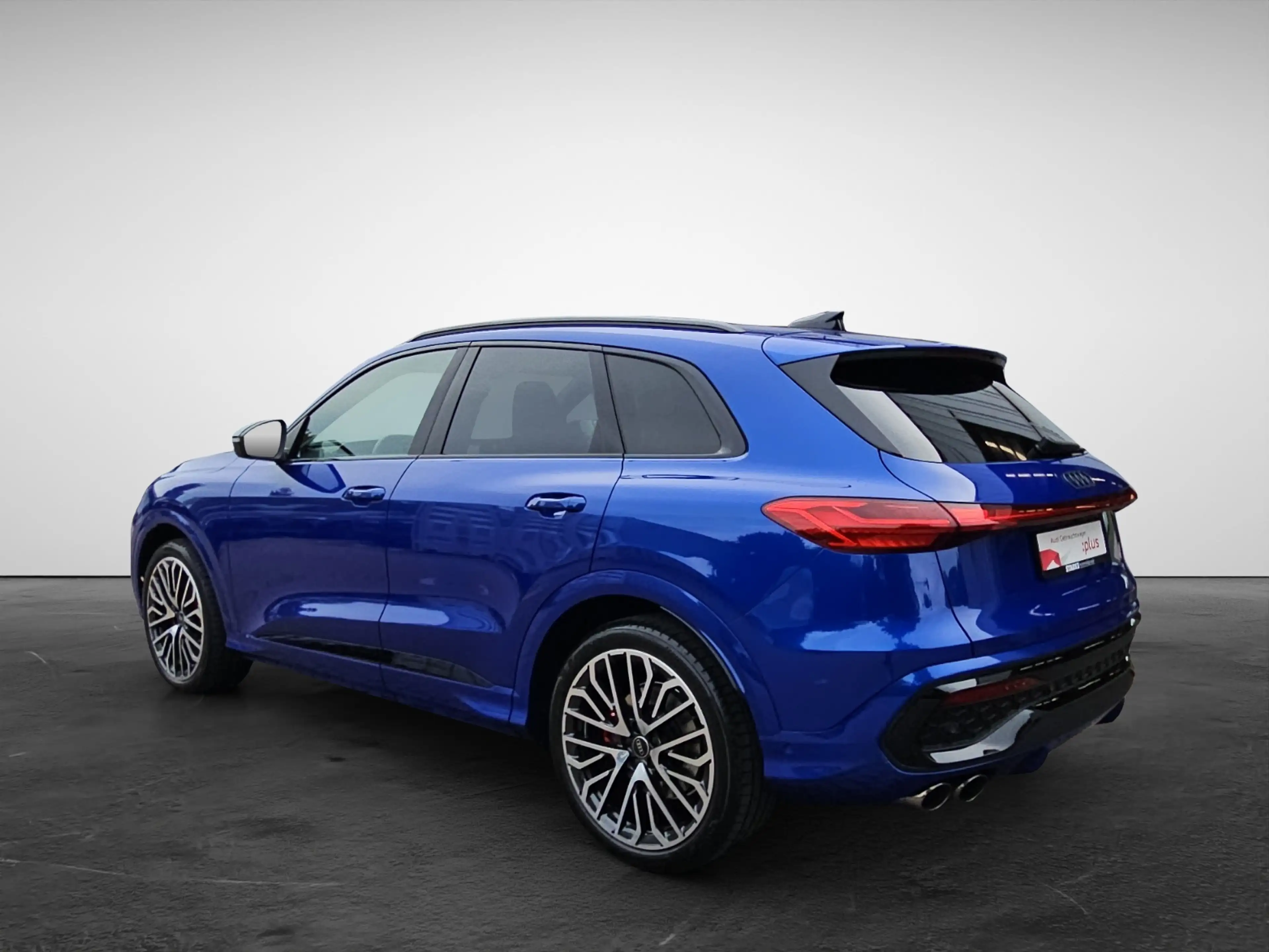 Audi SQ5 TFSI S tronic quattro — photo 4