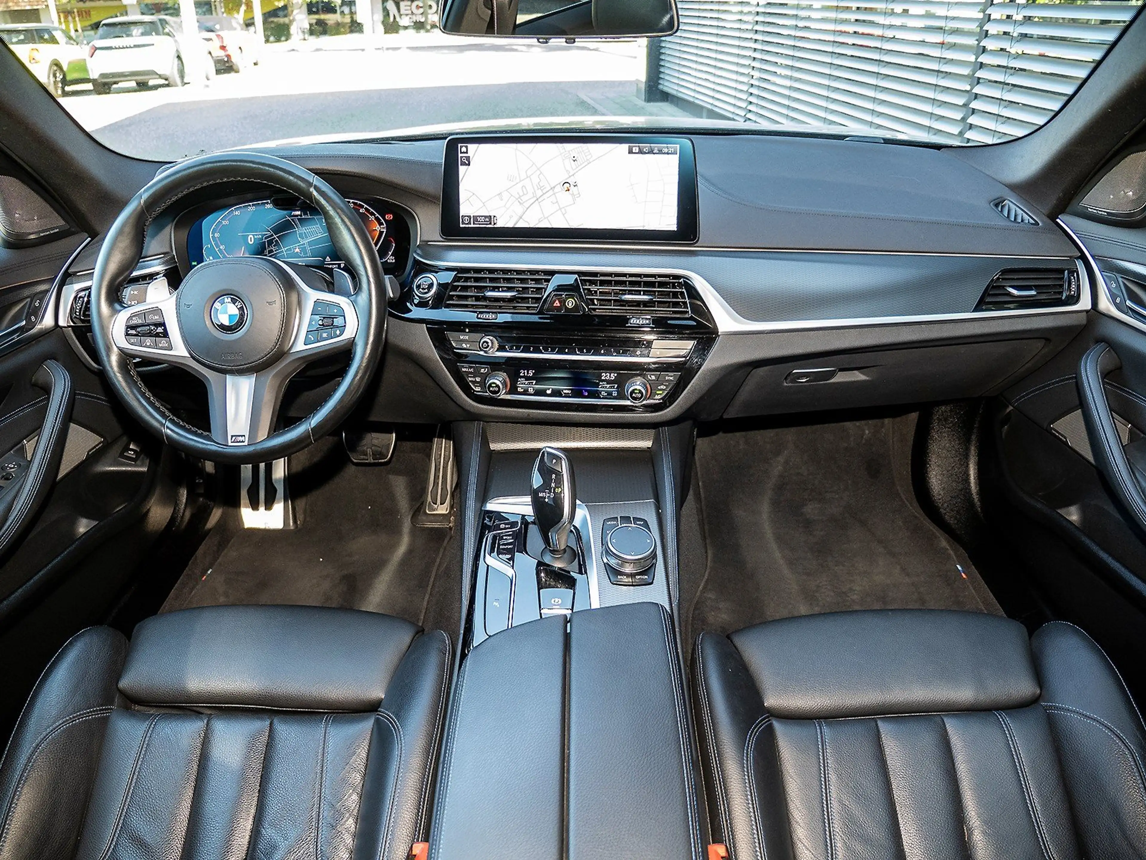 BMW 540 d xDrive Tour M Sportpaket Pro Standheiz ACC HUD 1 — photo 5