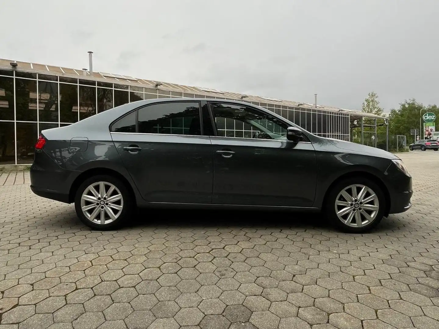 SEAT Toledo 1,6 TDI CR Style Сірий - 2