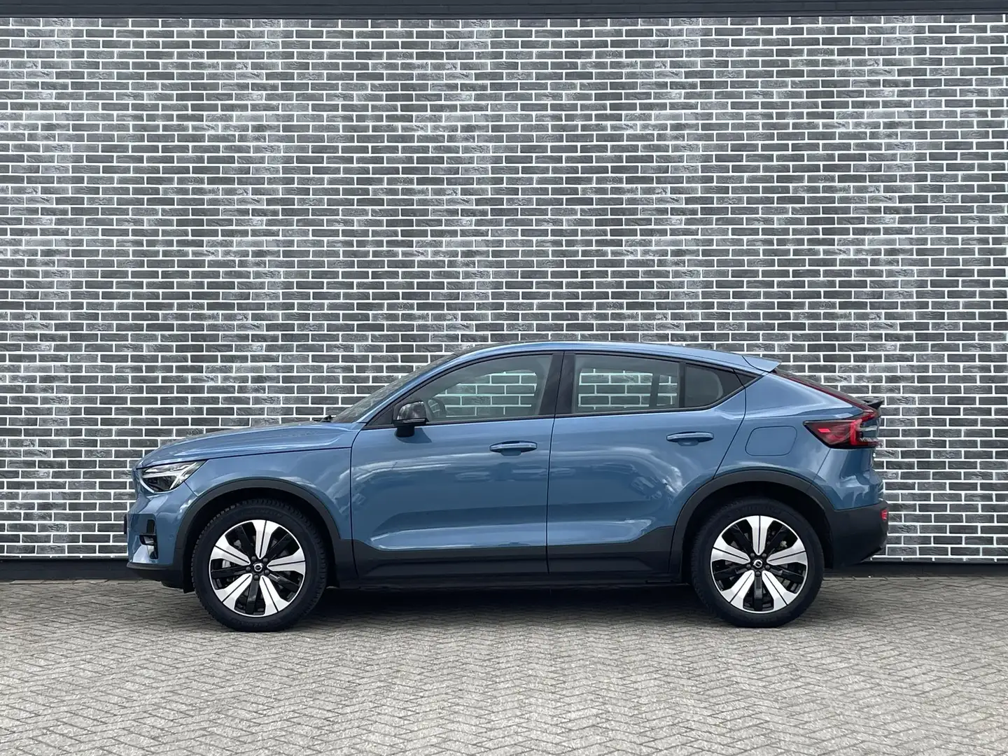 Volvo C40 Recharge Ultimate 69 kWh | Nubuck Microtech bekled Blauw - 2
