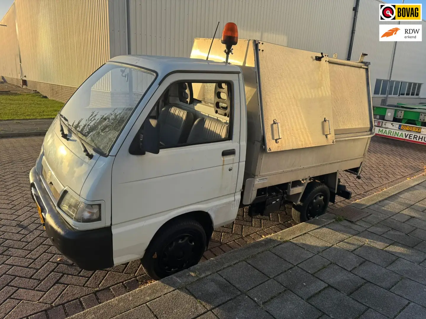 Piaggio S85LP Elektrische hydraulische kiepbak Wit - 1