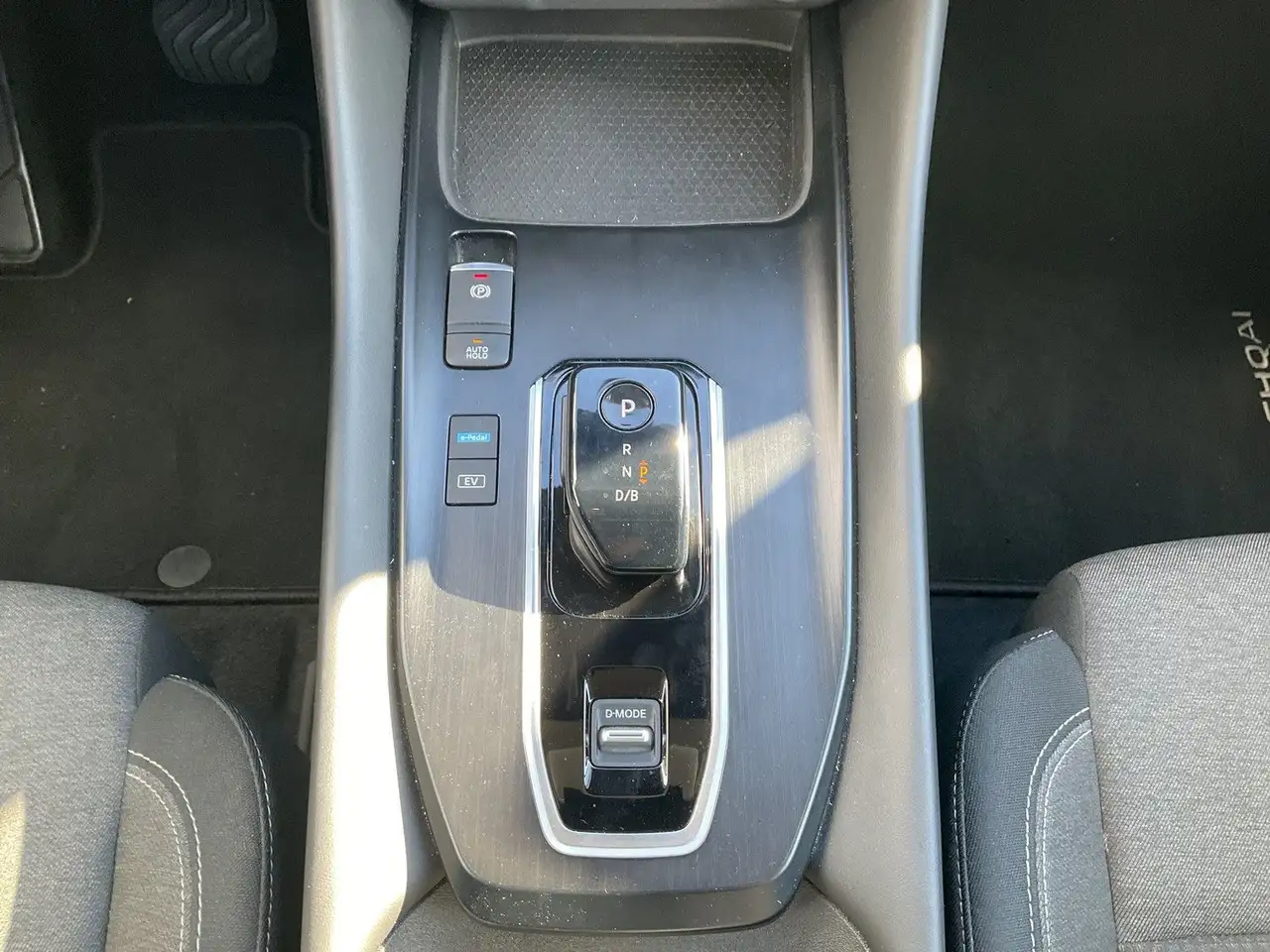 Nissan Qashqai e-POWER - N-Connecta Design Winter 15