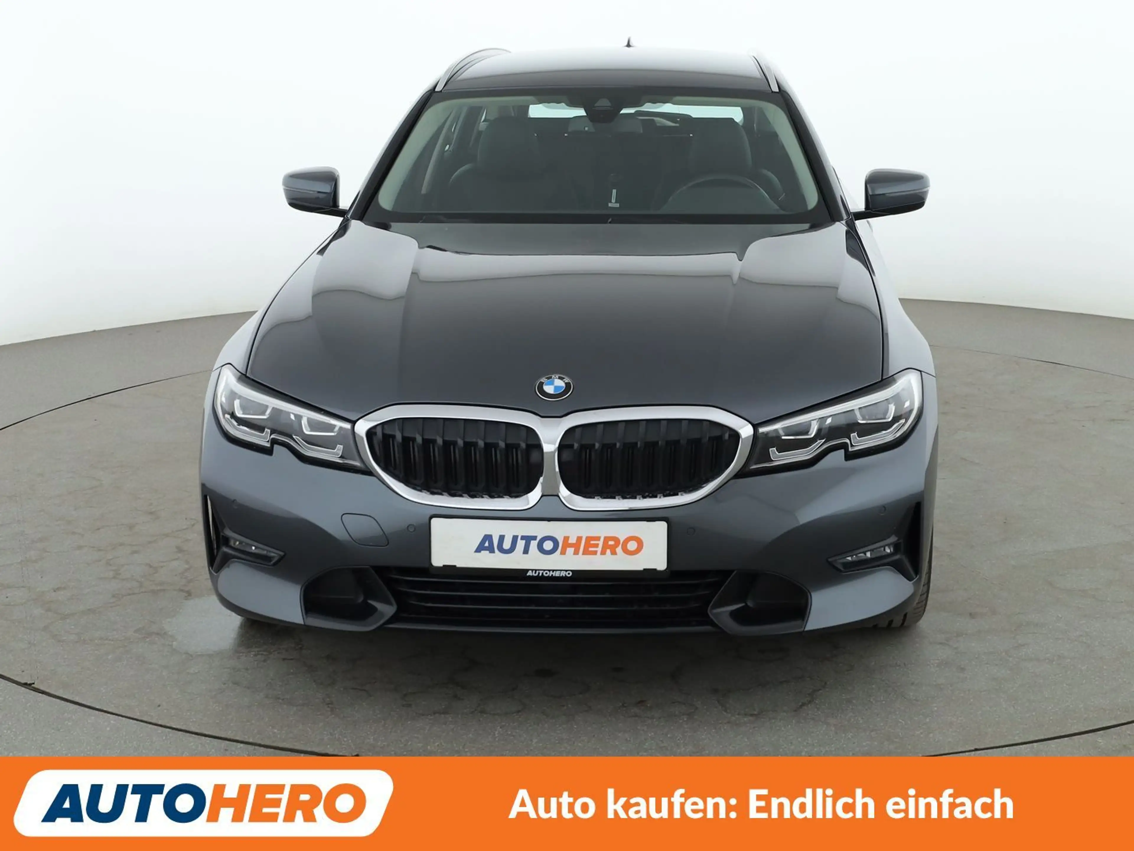 BMW 320 320i Sport Line — photo 9