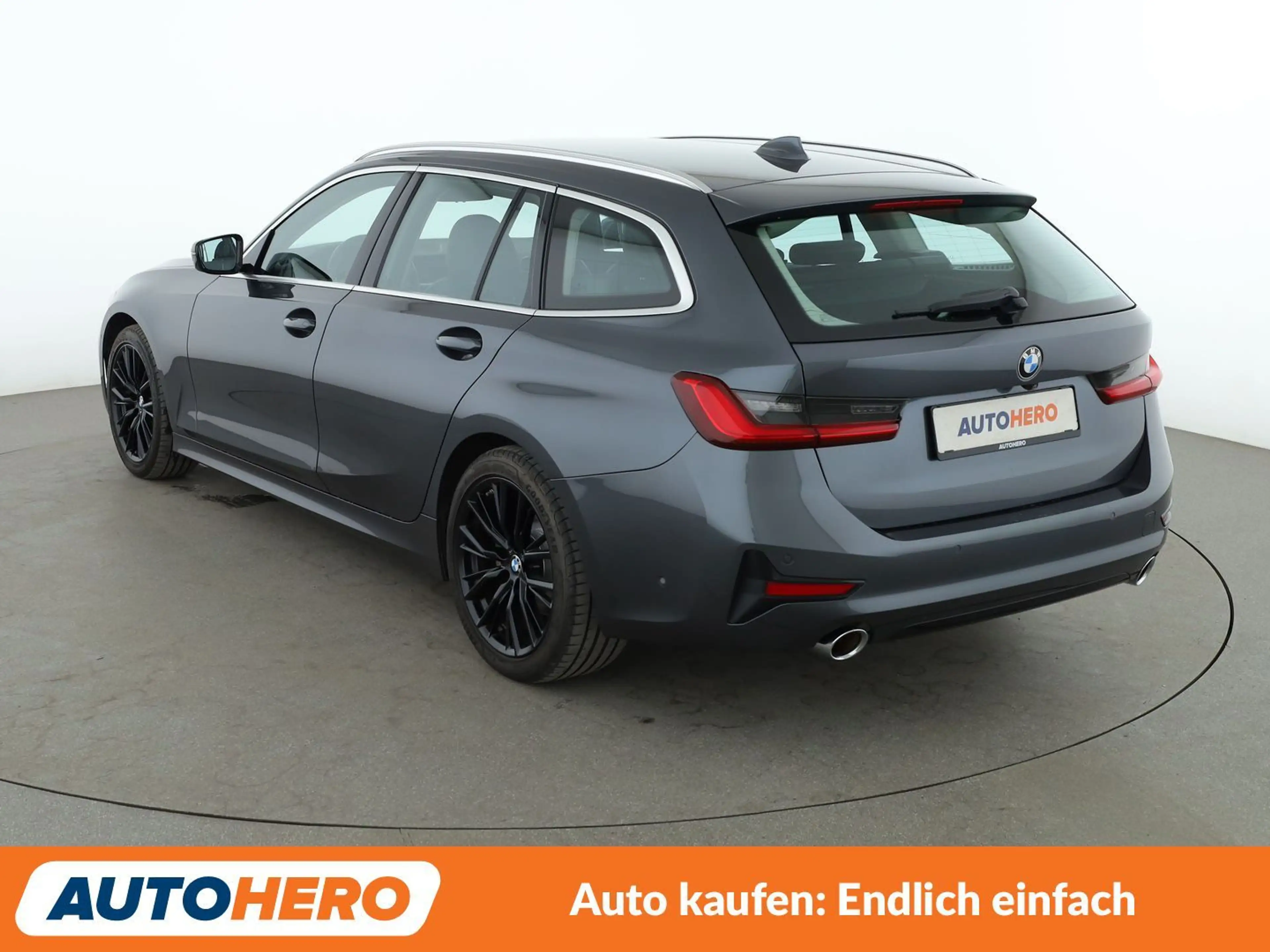 BMW 320 320i Sport Line — photo 4