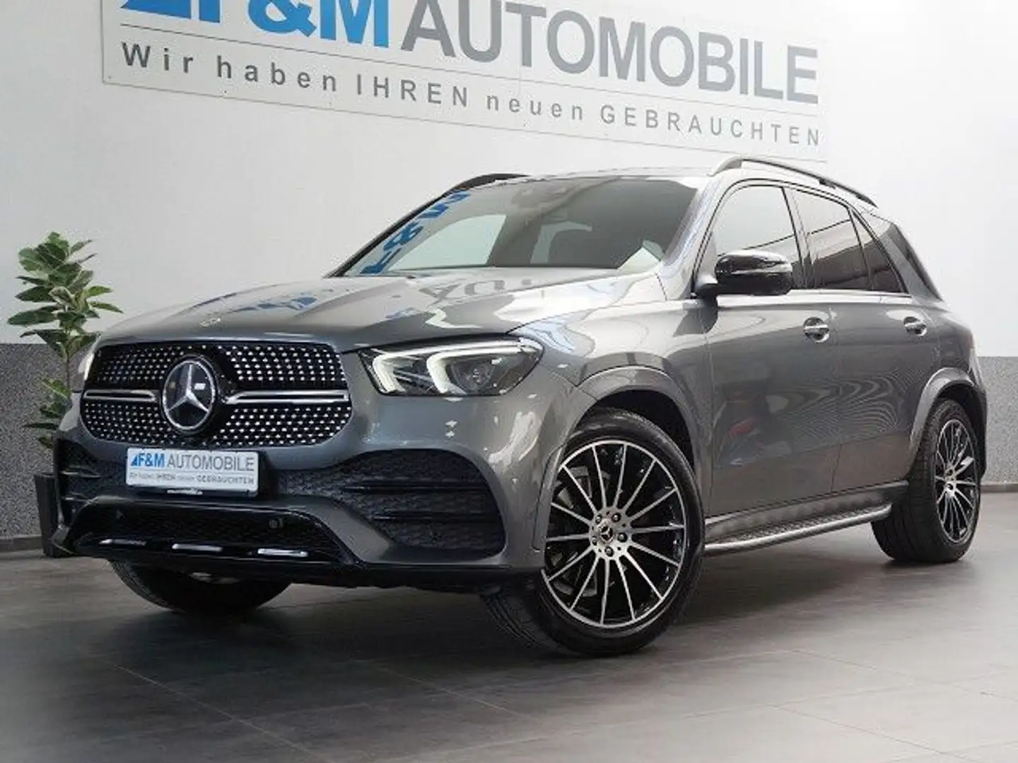 Mercedes-Benz GLE 400 d 4MATIC AMG Pano Leder Junge Sterne Gar Grau - 2