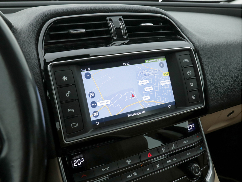 Jaguar XE 2.0 D Portfolio (INCL-BTW) Aut. *LEATHER | NAVI-FU — photo 14