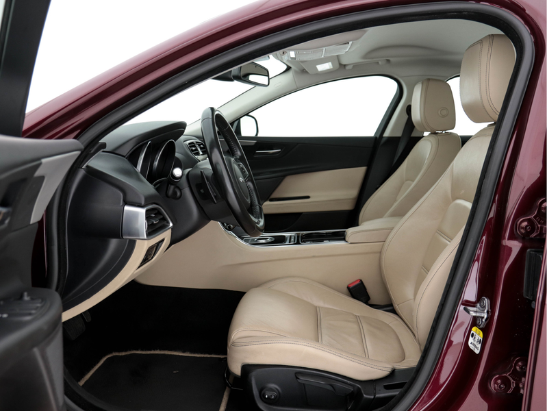 Jaguar XE 2.0 D Portfolio (INCL-BTW) Aut. *LEATHER | NAVI-FU — photo 8
