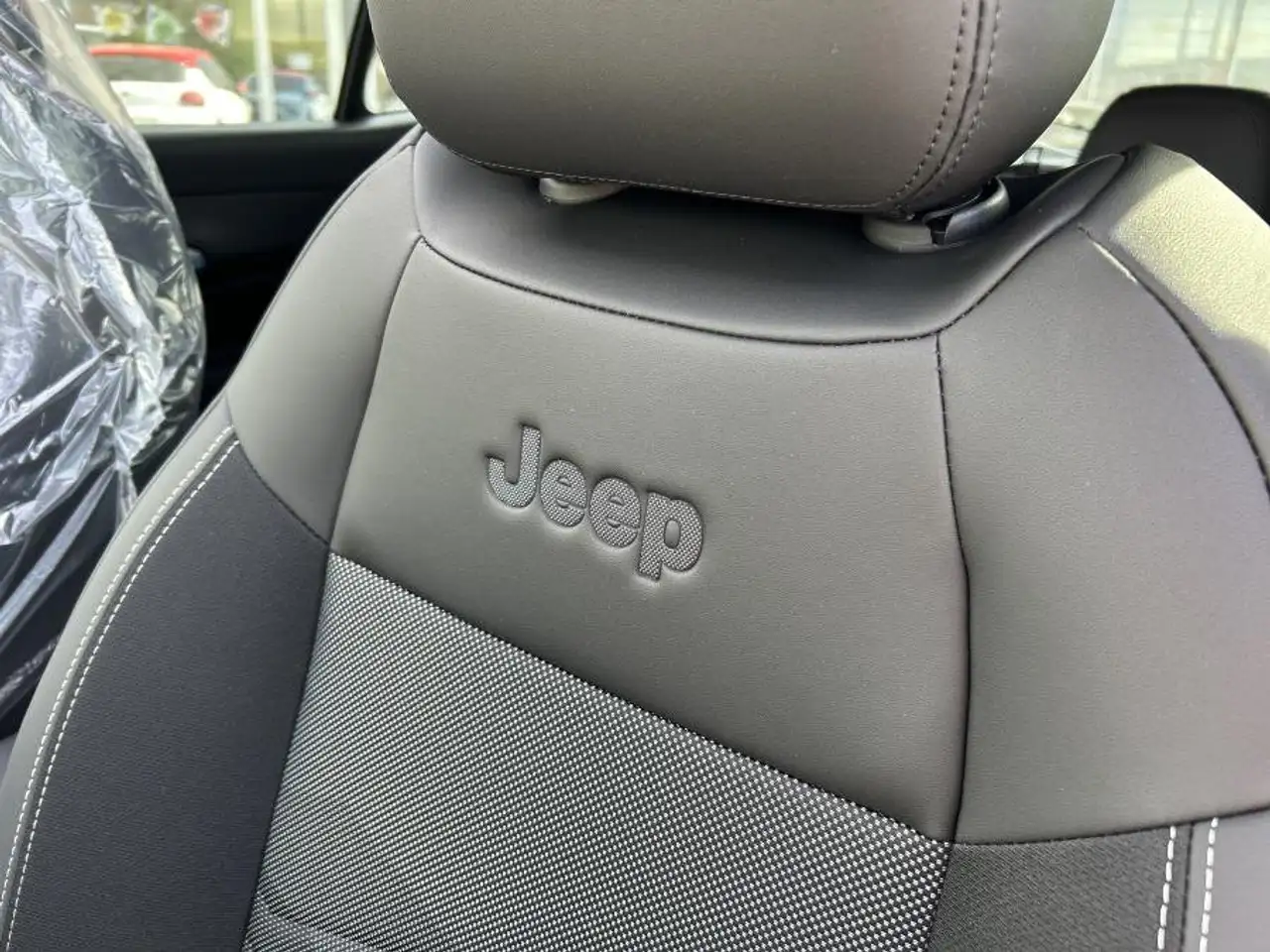 Jeep Avenger e-Hybrid 110 CV DCT Summit TETTO +NAVI+PORTELLO EL. 10