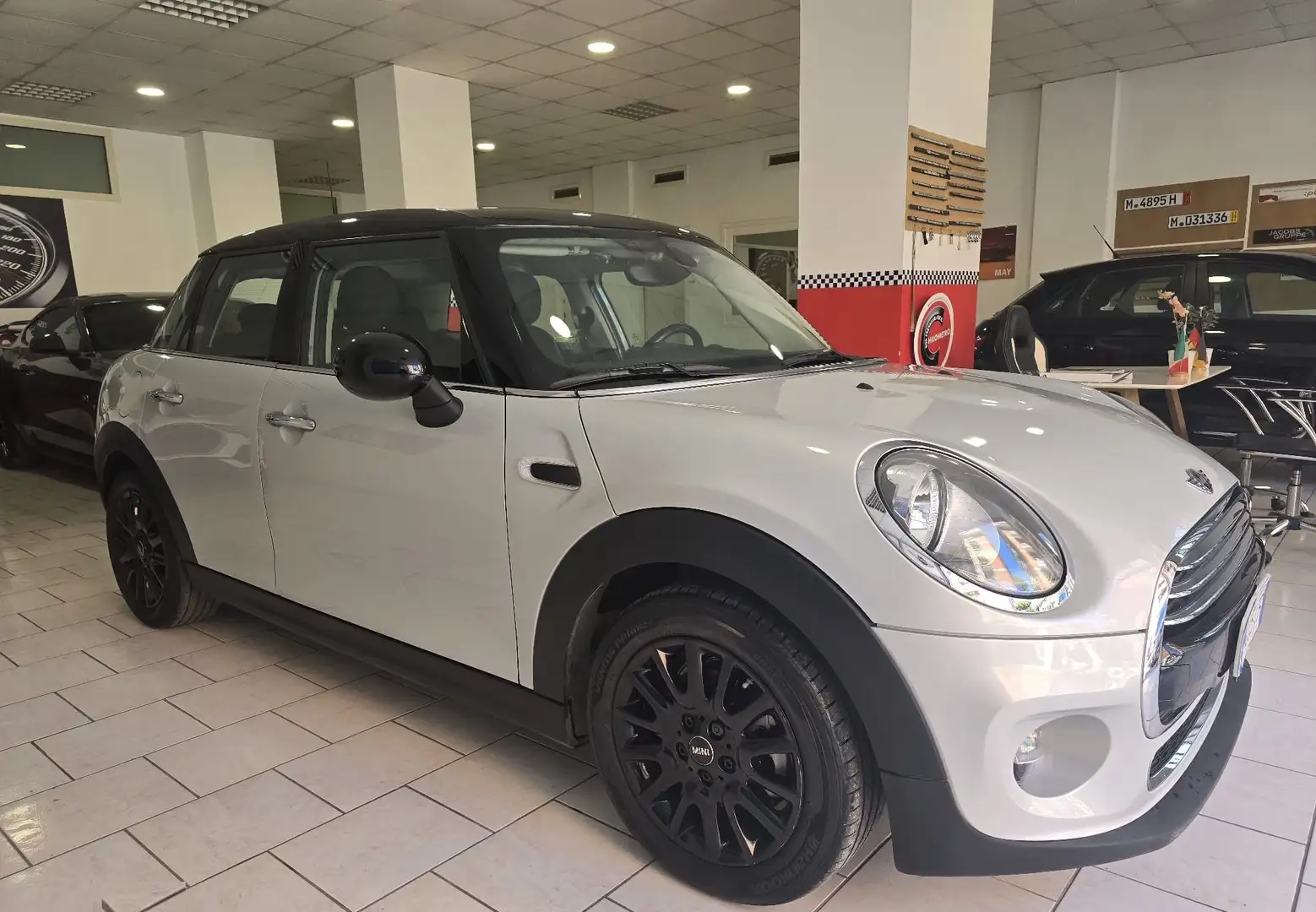 MINI Cooper Mini 1.5 5p automatica* unico propietario* Argento - 1