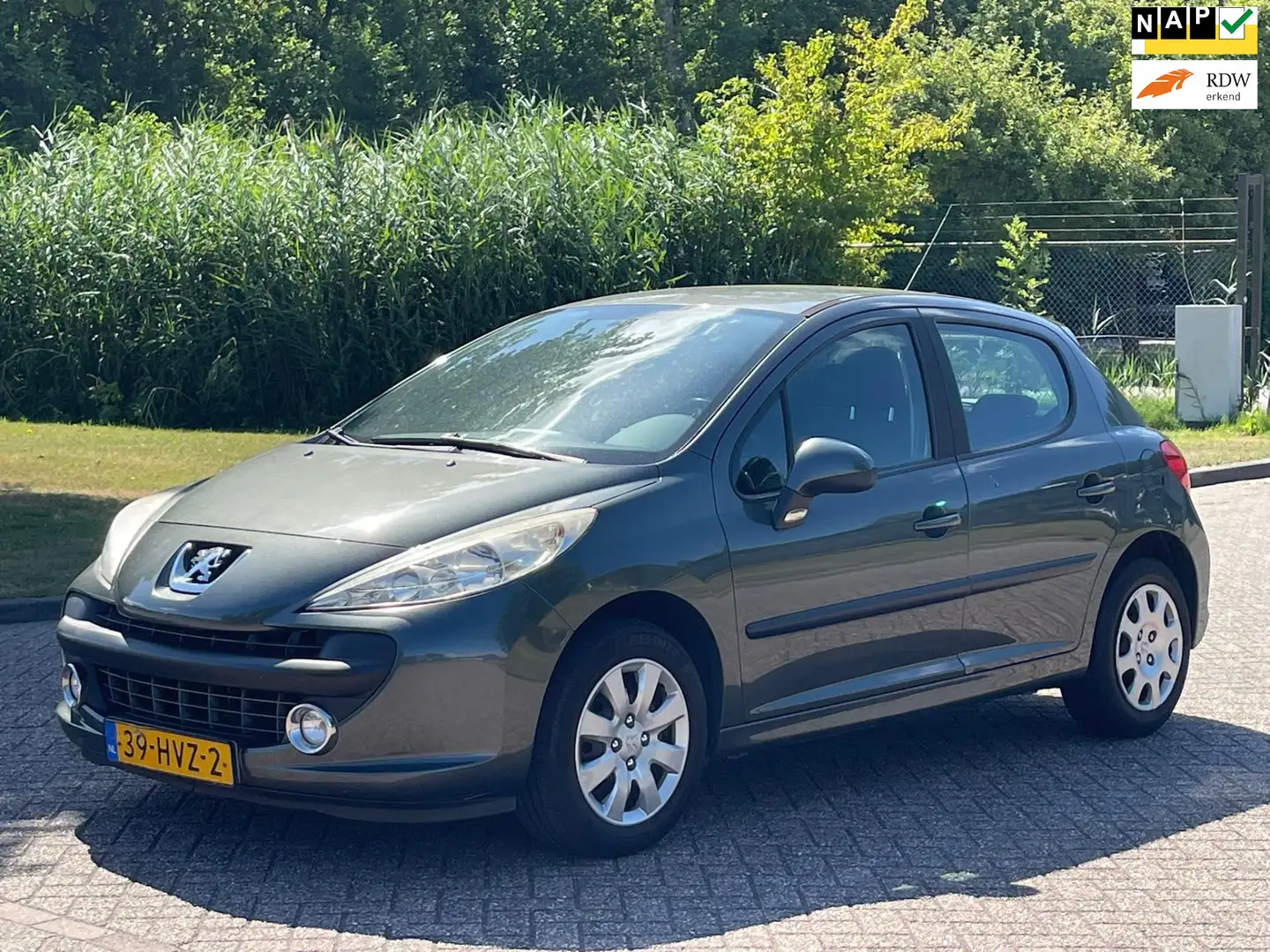 Peugeot 207 1.4 VTi Look/AIRCO/CRUISE/TREKHAAK Gris - 1