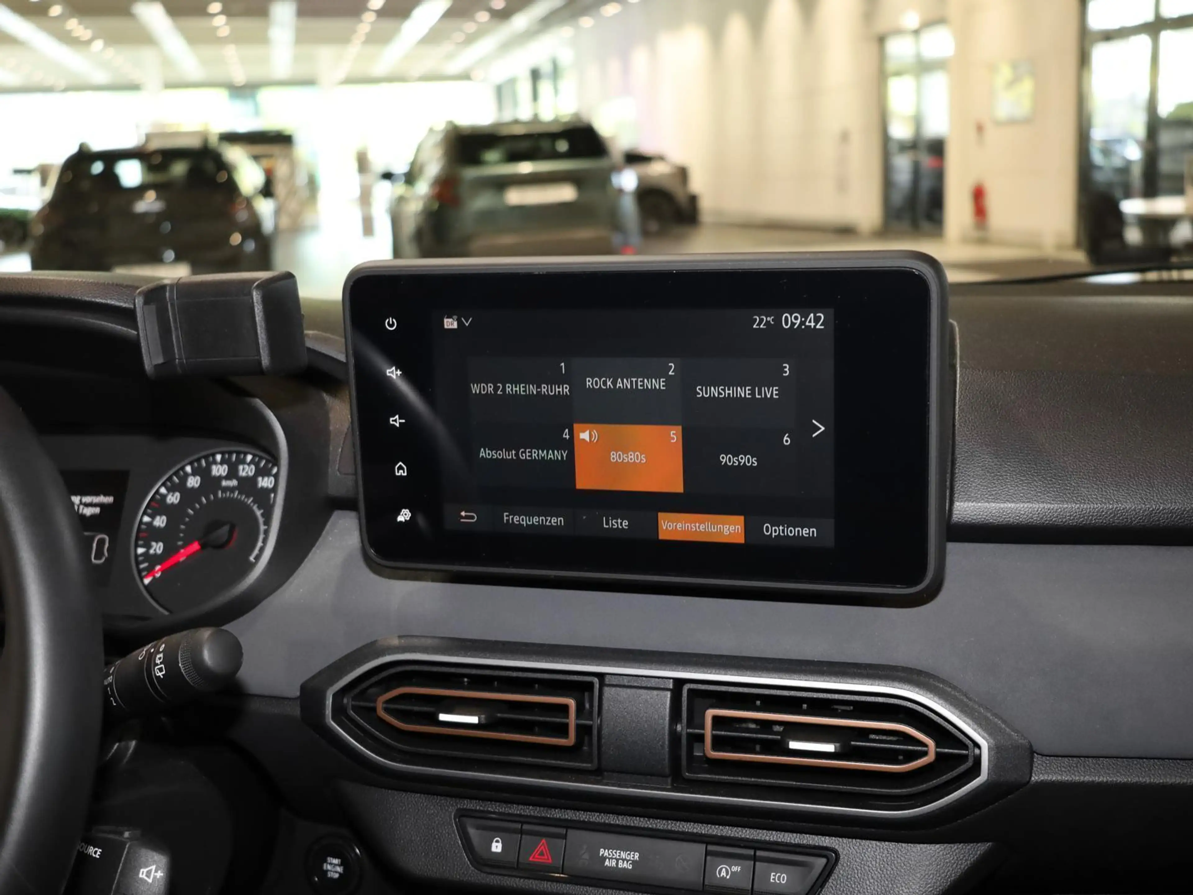 Dacia Sandero Stepway Extreme TCe90 CVT AHK CARPLAY — photo 9