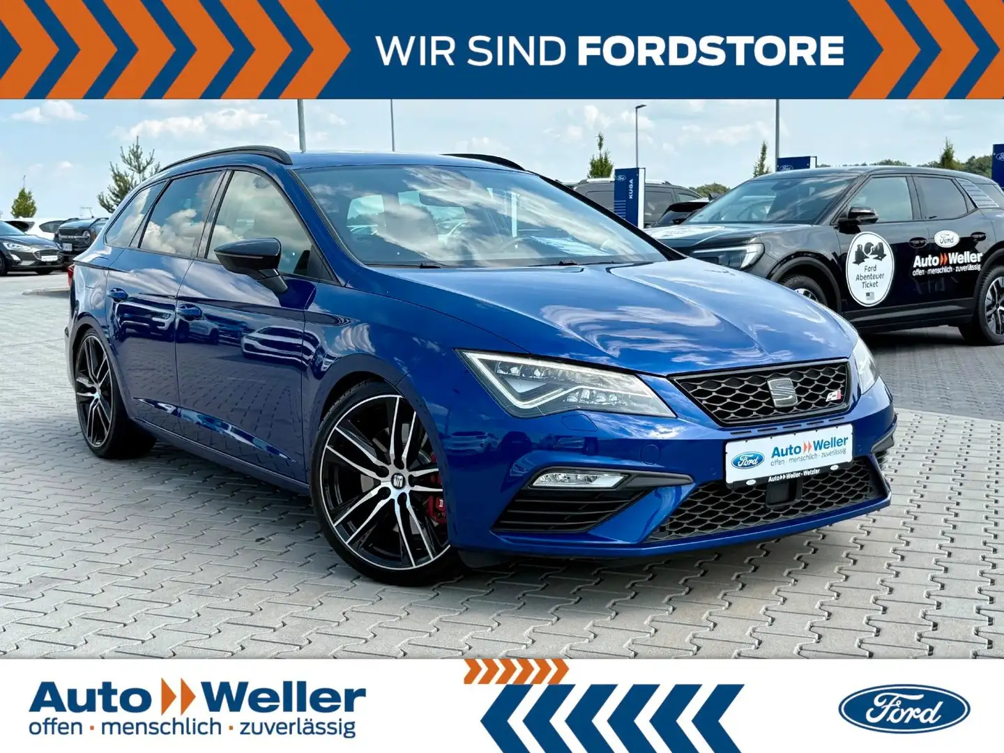 SEAT Leon ST Cupra 300 2.0 TSI DSG PANO Beats Blauw - 1