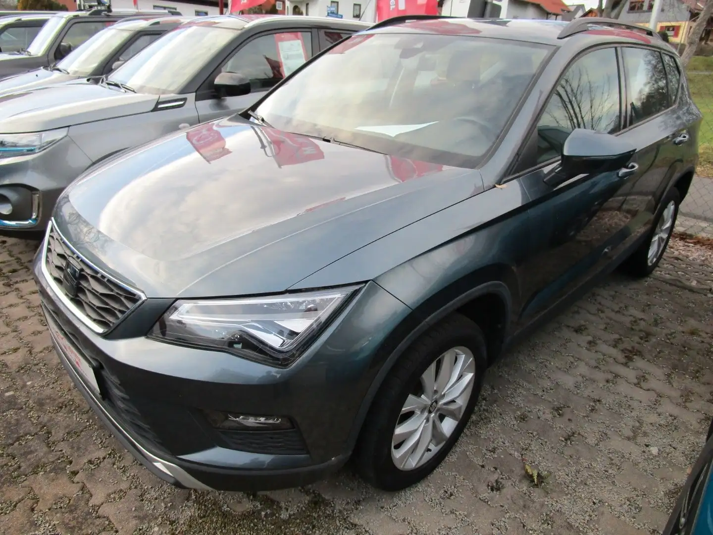 SEAT Ateca 1.0 TSI Style+WR Grau - 1