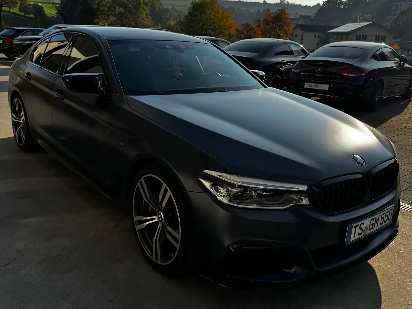 BMW M550 M550i xDrive Aut. Schwarz - 2