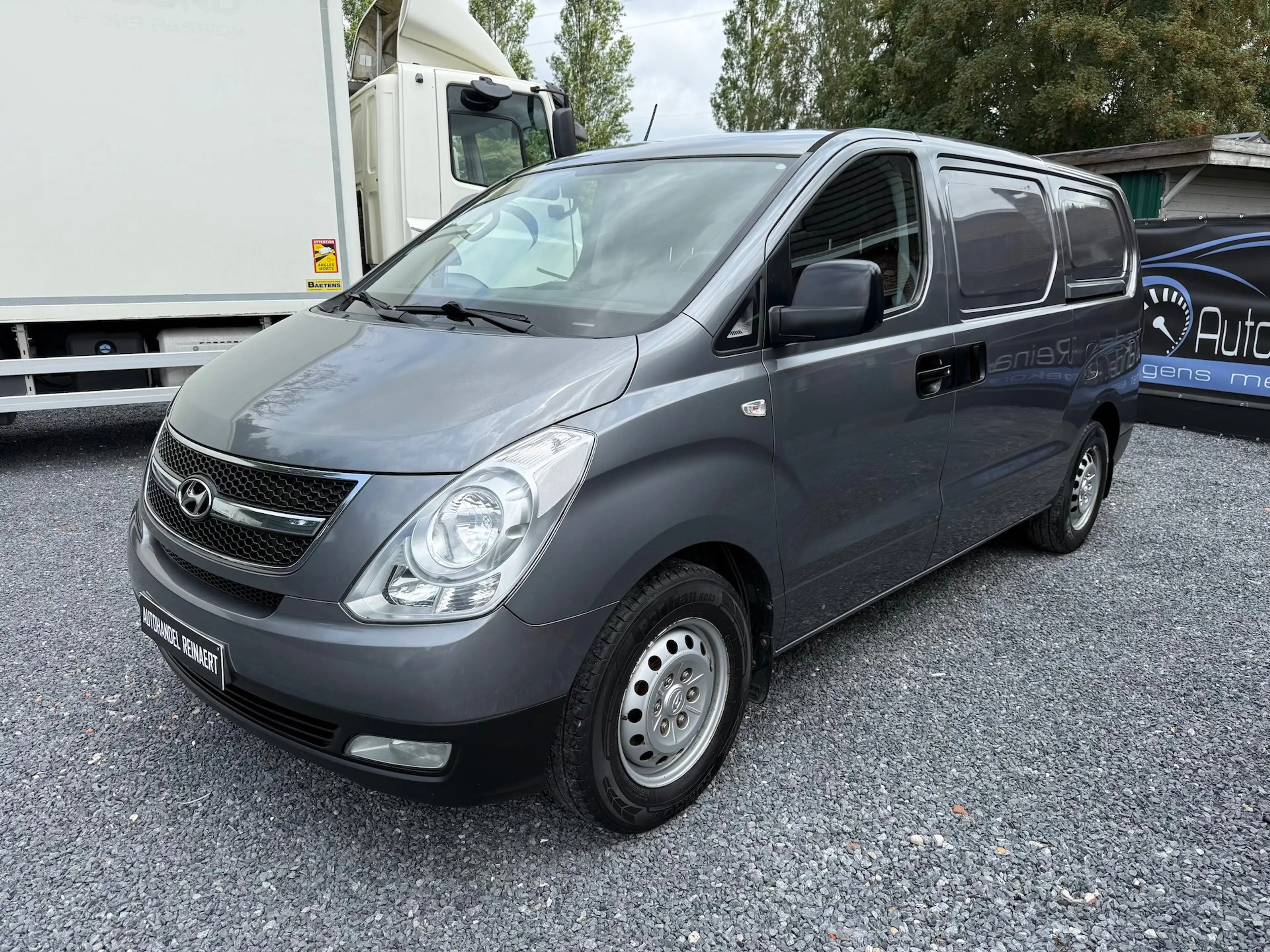 Hyundai H-1 2.5 CRDi Comfort (EU5), Airco, 3 zit, verlengde versie + Keuring
