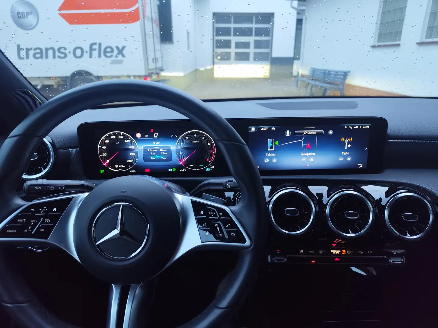 Mercedes-Benz 180 A Noir - 1