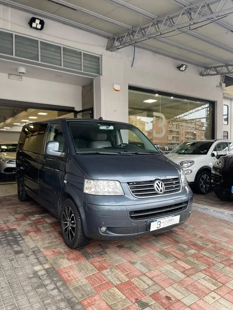 Volkswagen T6 Multivan 2.5 TDI/174CV Highline Grigio - 1