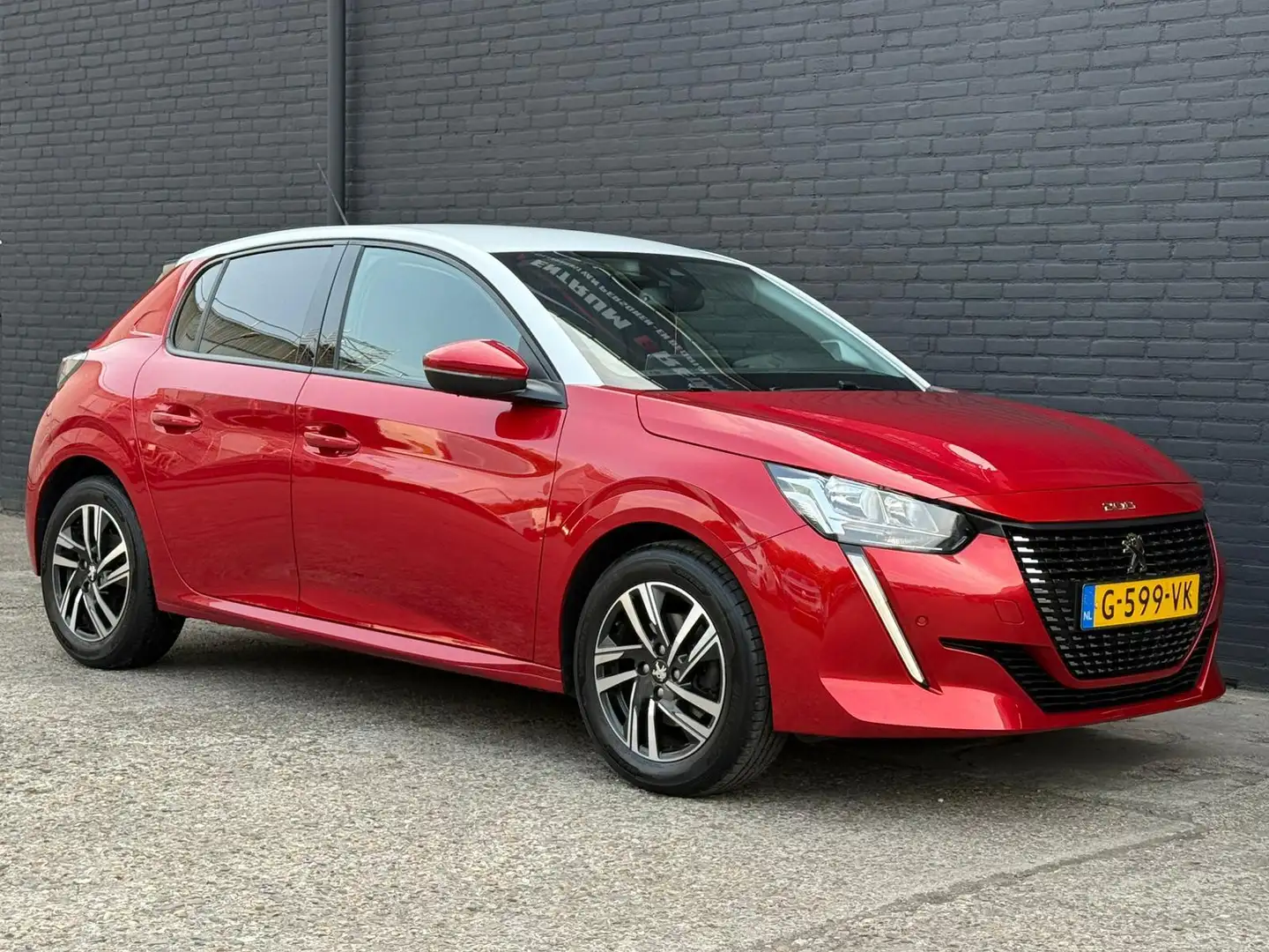 Peugeot 208 1.2 PureTech Blue Lease Allure NAVI | CARPLAY | CA Rood - 1