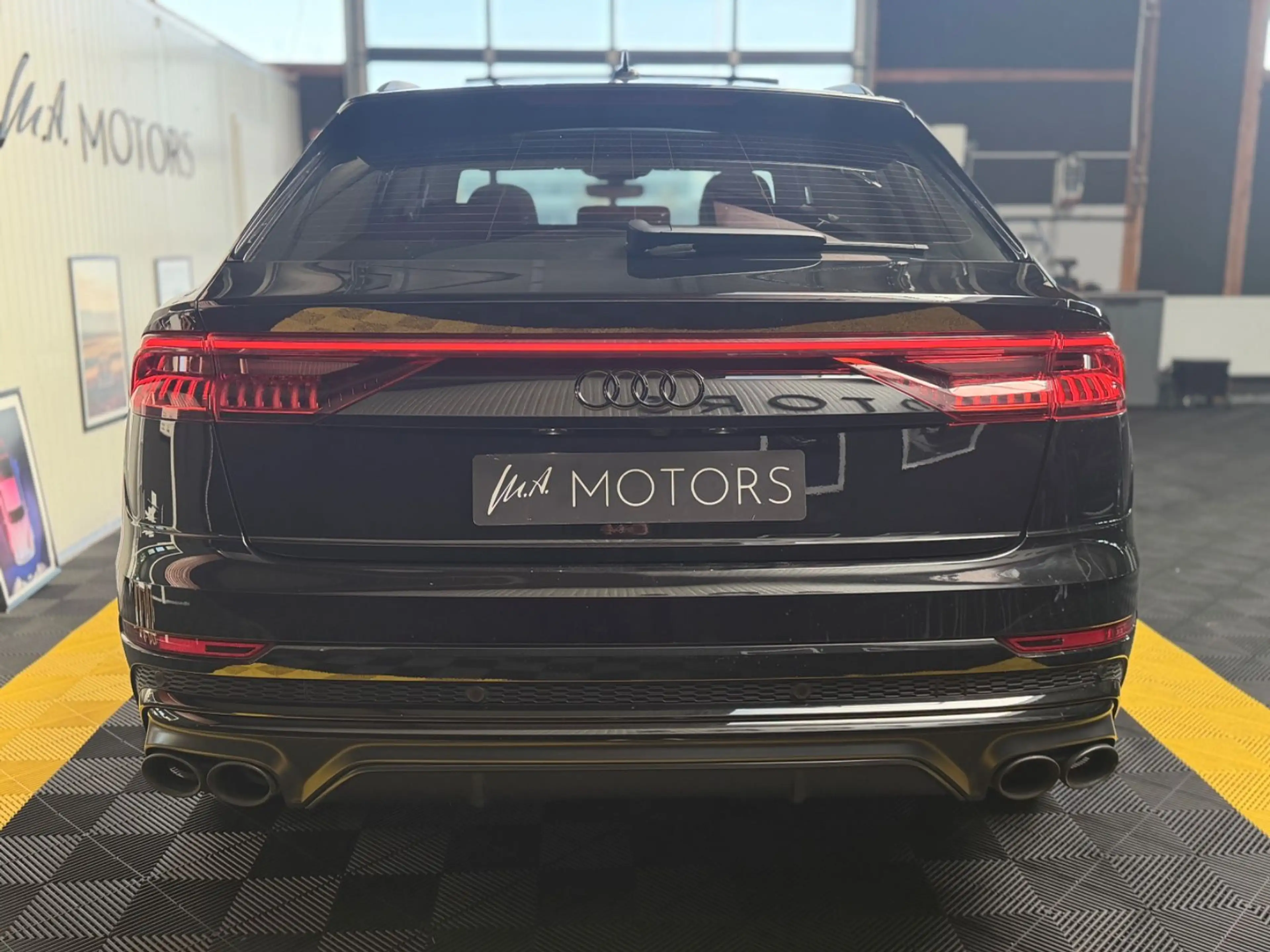 Audi SQ8 4.0 TFSI quattro/PANO/ACC/AUDI GAR./LUFTFEDE — photo 8