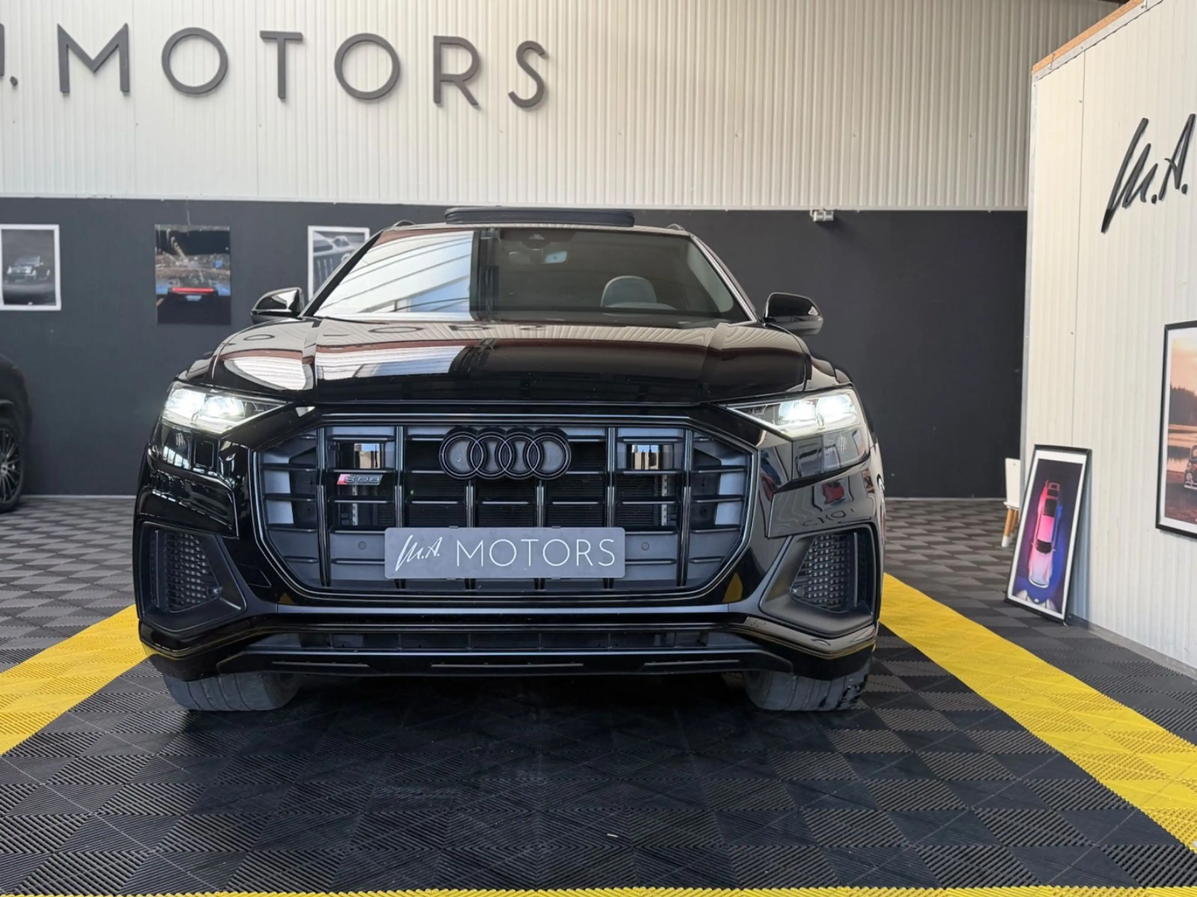 Audi SQ8 4.0 TFSI quattro/PANO/ACC/AUDI GAR./LUFTFEDE — photo 3