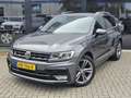 Volkswagen Tiguan 1.4 TSI ACT Connected Series + R-LINE + MASSAGE + Gris - thumbnail 2