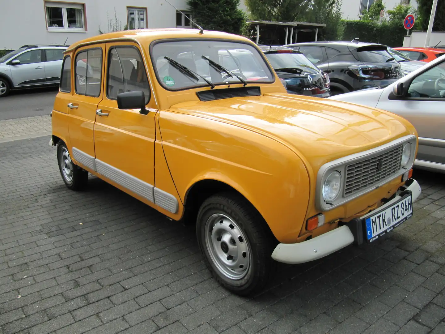 Renault 4 Lim./ Kombi/ Kasten TL Galben - 1